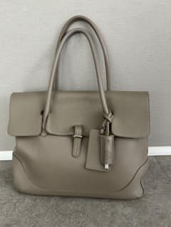定価の半額以下！PELLE MORBIDA ペッレモビルダ フラップトートバッグ 