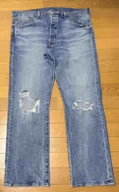 Levi's 501 ライトブルー ストレートデニム 膝ダメージのサムネイル