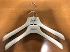 ヘルノHERNOハンガーのサムネイル