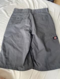 ディッキーズ　ハーフパンツ　ルーズフィット　dickiesのサムネイル
