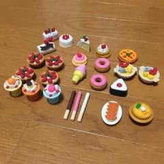 【コメント必須】画像4枚 おもしろ消しゴム‼️のサムネイル