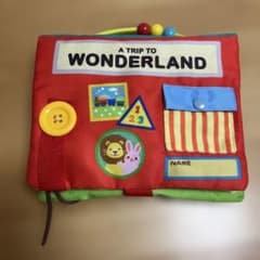 A Trip to Wonderland 知育絵本のサムネイル