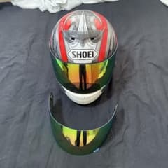 SHOEI フルフェイスヘルメットのサムネイル