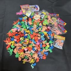 ガンダム ロボット 怪獣 ガン消し 仮面ライダー 消しゴム 大量 昭和レトロ ガンダム ロボット 怪獣 ガン消し 仮面ライダー 消しゴム 大量 昭和