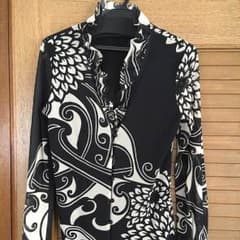 VIVIENNE TAM  ヴィヴィアンタム カットソーのサムネイル