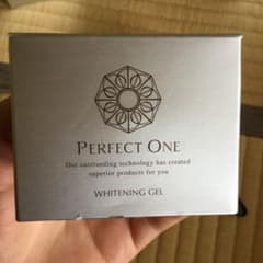パーフェクトワン 薬用ホワイトニングジェル 75g一回使用のサムネイル