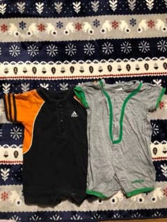 adidas☆ロンパースのサムネイル