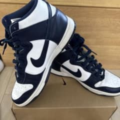NIKE DUNK HIGH ナイキダンクハイのサムネイル