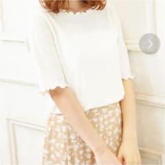 〈美品！！〉INGNI   トップスのサムネイル