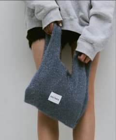 un/neu グレー トートバッグのサムネイル
