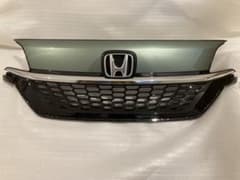 ホンダ フリード GB7 純正 フロントグリル グリーン 新車外し 未使用品