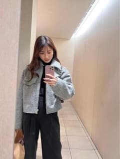 ※山本里菜着用　ZARA短丈グレーのクロップドジャケットのサムネイル