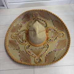 メキシカンハット ソンブレロ ゴールド刺繍 スパンコール装飾 メキシカンハット ソンブレロ ゴールド刺繍 スパンコール装飾 - メルカリ