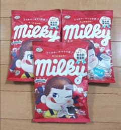 M様専用 【不二家 ミルキー】 キャンディ 飴 120g  3袋のサムネイル