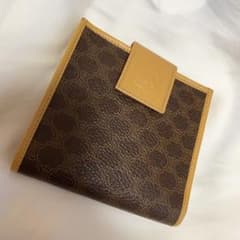 CELINE 折り財布のサムネイル