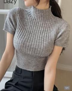 SHEIN モックネッククロップリブ 半袖ニットのサムネイル