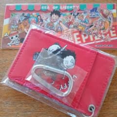 ONE PIECE ルフィ パスケース 赤色のサムネイル