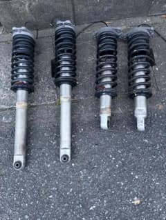 中古 M139 クアトロポルテ 純正車高調 ストラット式サスペンション1台 