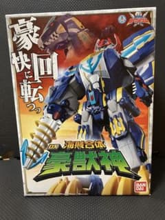 海賊戦隊ゴーカイジャー　海賊合体DX豪獣神のサムネイル
