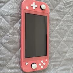 Nintendo Switch LITE コーラルのサムネイル