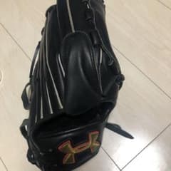 アンダーアーマー 軟式用野球グローブ　右投げ用のサムネイル