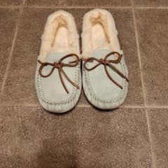 UGG  モカシン　22センチのサムネイル