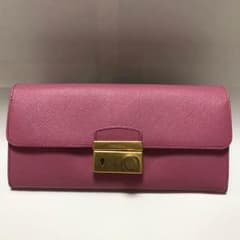 PRADA ♡ 長財布のサムネイル