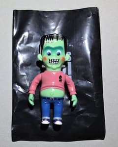 HEADLOCKSTUDIO KUSTOM MONSTER WORLD ソフビF - メルカリ