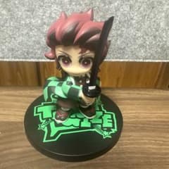 鬼滅の刃　竈門炭治郎　フィギュア