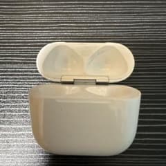 AirPods4ノイズキャンセリング箱ありのサムネイル