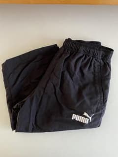 専用  キッズPUMAハーフパンツ 160のサムネイル