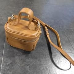 新品 chiiii マイクロバニティ bag】ブラウン ショルダー - メルカリ