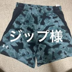 ⭐️アンダーアーマー　ハーフパンツのサムネイル