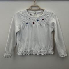 familiar 長袖シャツ 100cm 白 花柄刺繍のサムネイル