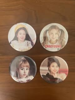 TWICE チェヨン 缶バッジ 4点のサムネイル