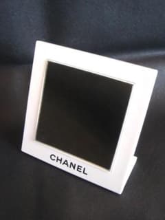 CHANEL シャネル スタンドミラー - メルカリ