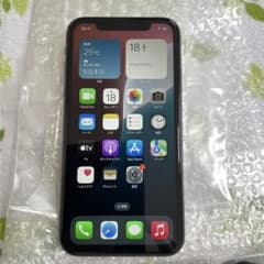 ジャンク品扱い iPhone11 64GB ブラック - メルカリ