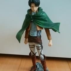 進撃の巨人　リヴァイ☆フィギュアのサムネイル