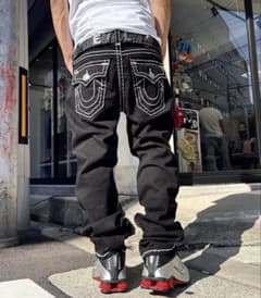 即日発送 True Religion ブラック デニム サイズ30 - メルカリ