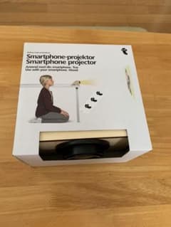 【ひなた様専用】スマートフォンプロジェクター(フライングタイガー)のサムネイル