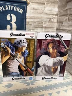 ワンピース Grandista ロー シャンクス フィギュア 2種セットのサムネイル