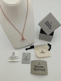 ヴィヴィアンウエストウッド ネックレス 花 刻印 オーブ レトロ