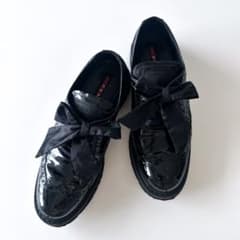 PRADA / エナメル ウイングチップ リボンシューズ 36.5 黒 ブラック