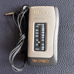 SONY ソニー SRF-S83 AM/FMステレオ ポケットラジオイヤホン付きのサムネイル