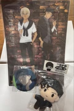 名探偵コナン 赤井秀一グッズセット 劇場版 場面写 缶バッチ、下敷き、ぬいぐるみのサムネイル