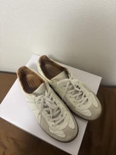 REPRODUCTION OF FOUND ジャーマントレーナー