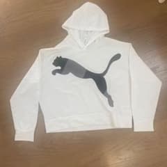 プーマ　白パーカーのサムネイル