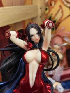 ワンピース フィギュア 海賊女帝 ハンコック ジェルマ 戦闘服 ガレージ