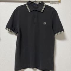 FRED PERRY ポロシャツ Mサイズ グレーのサムネイル