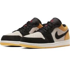 NIKE JORDAN 1のサムネイル